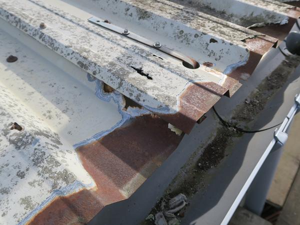 image showing advanced cut edge corrosion to profiled steel roof