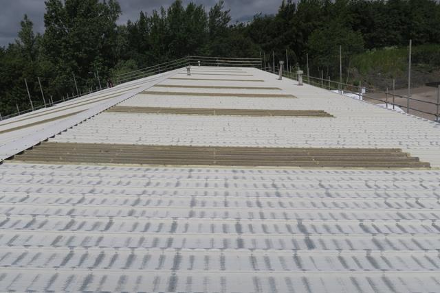 Image showing an asbestos roof to promote asbestos roofing CPD